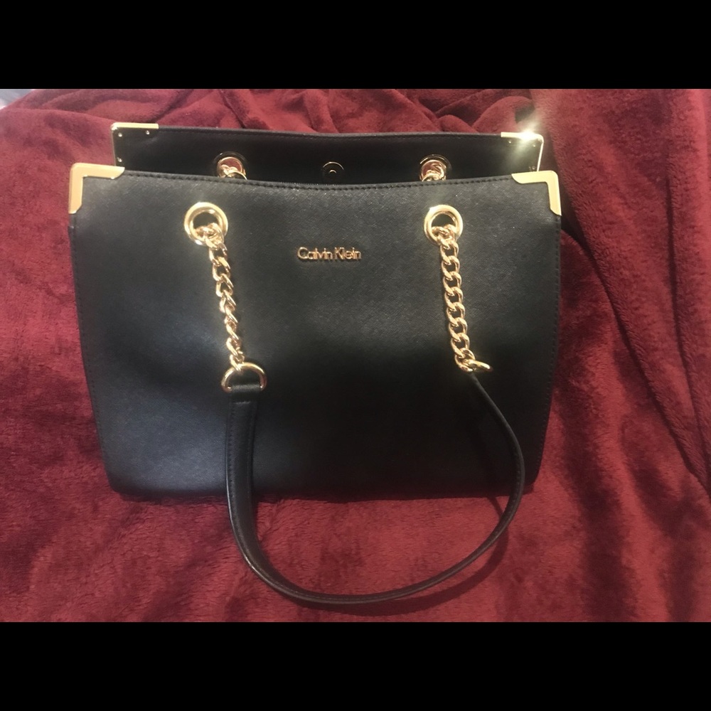 Calvin Klein Saffiano Tote black